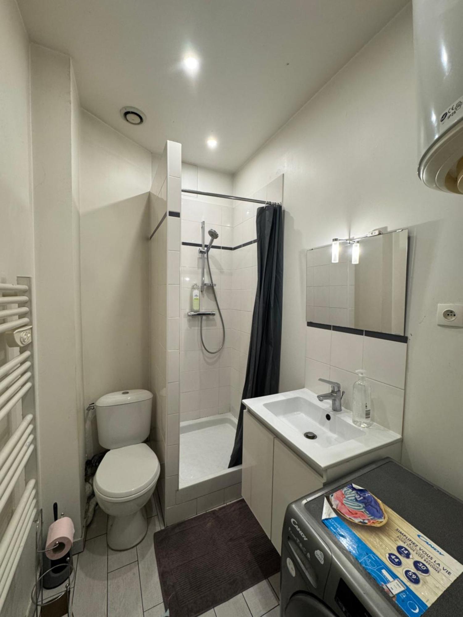 Appartement Proche Centre Ville, Gare Et Autoroute Melun Exterior foto
